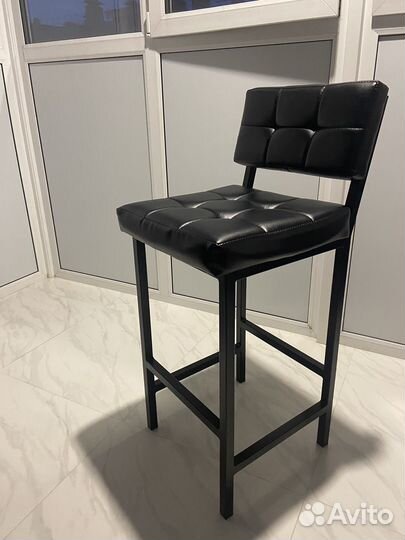 Барный стул