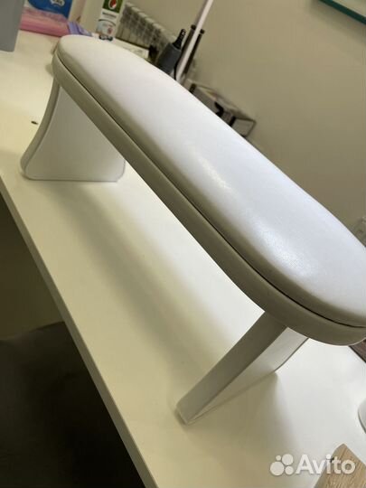 Подставка для рук маникюрная