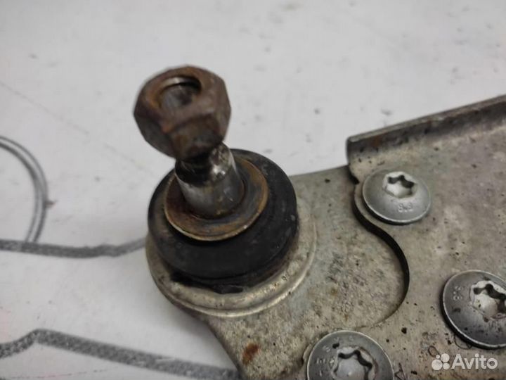 Рычаг передний верхний w211 E-class 647.961 08