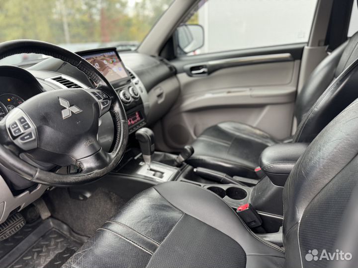 Mitsubishi Pajero Sport 2.5 AT, 2014, 303 084 км