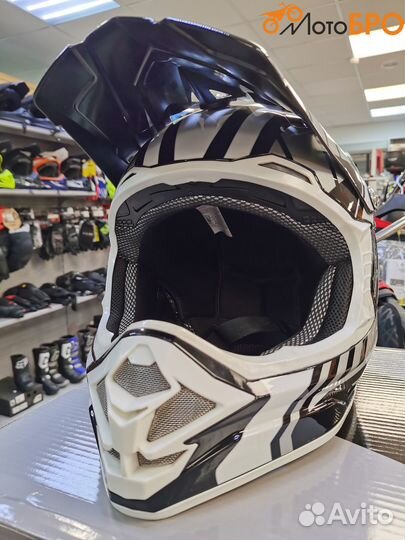 Шлем кроссовый / эндуро новый