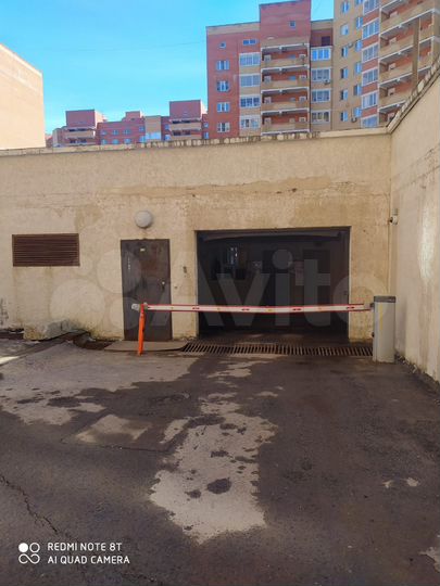 Машиноместо, 10 м²