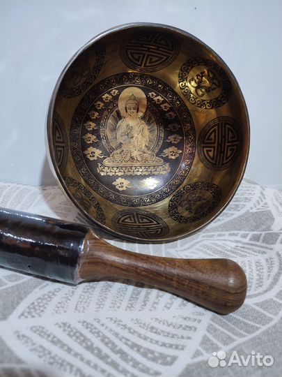 Поющая тибетская чаша Будда Учитель 18 см Непал