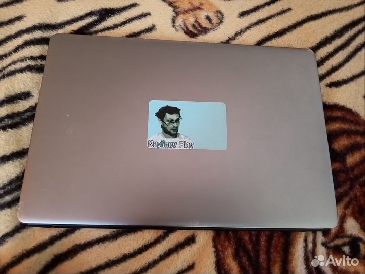 Prestigio smartbook 133s