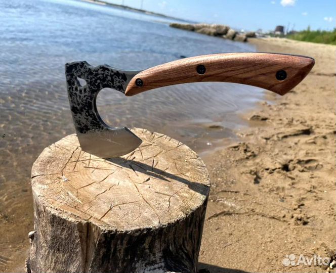 Топор кованый