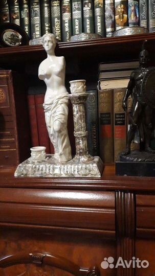 Статуэтка -подсвечник Венера Милосская фарфор