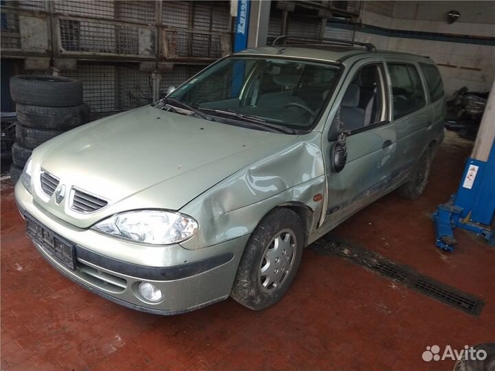 Разбор на запчасти Renault Megane 1996-2002