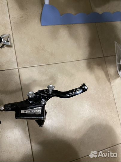 Тормоз задний hope tech3 m4