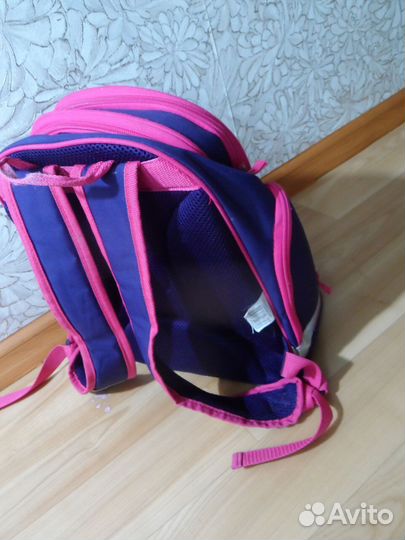 Школьный рюкзак