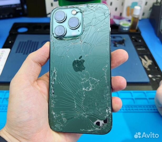 Замена заднего стекла iPhone