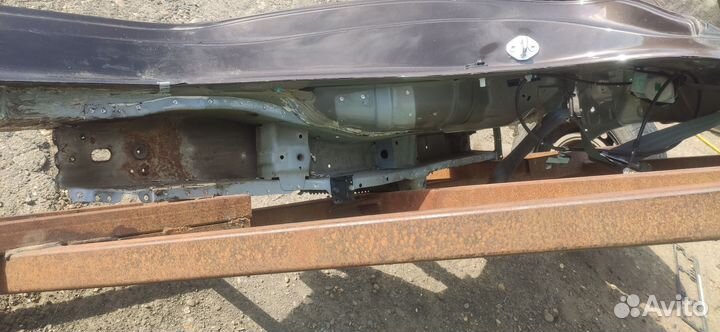 Задняя правая четверть kia rio 3 хэтчбек