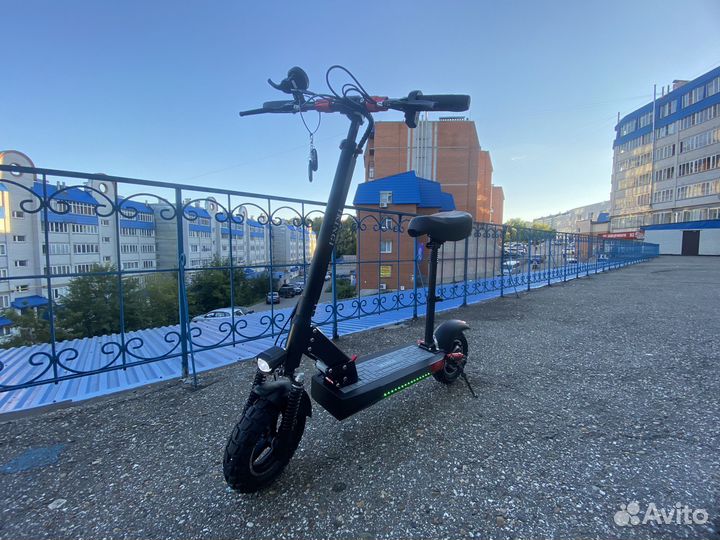 Электросамокат ikingi M4 800W/15Ah. До 50км/ч