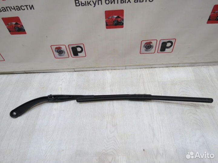 Поводок дворника передний Renault Sandero 2