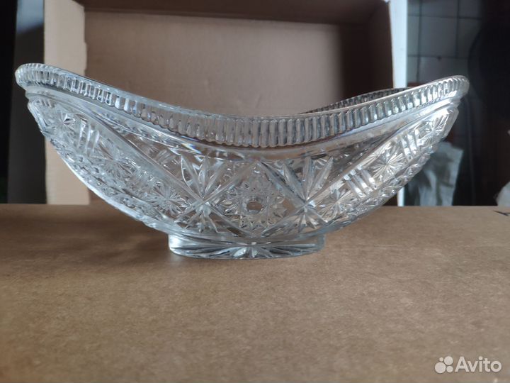 Ваза хрустальная 