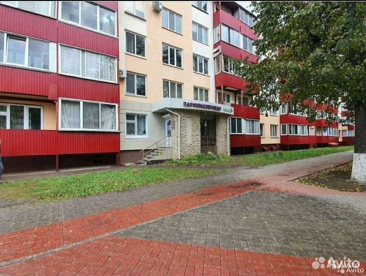 Аренда кресла парикмахера в салоне