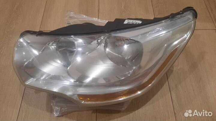 Фара пер. лев. Ситроен С4 седан 6208S1