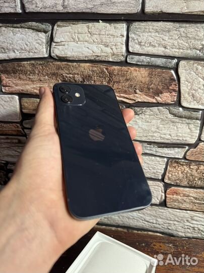 iPhone 12, 64 ГБ