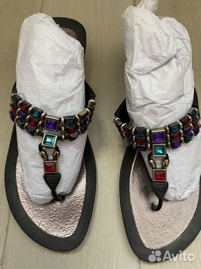 Сандалии женские на 39 размер