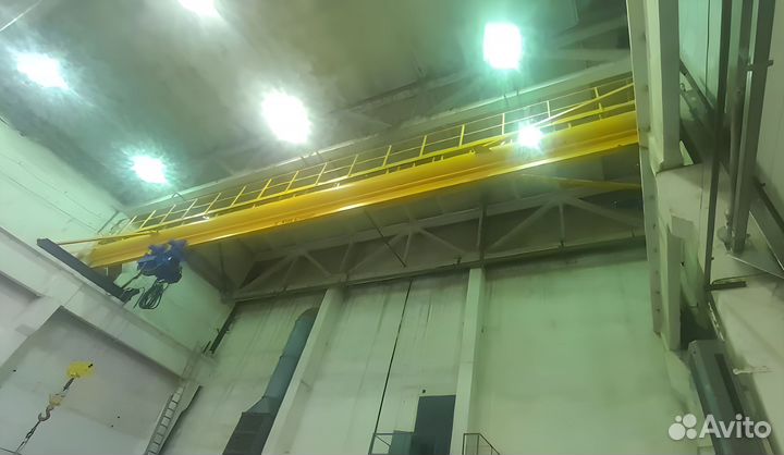 Опорная кран-балка 10 тонн с площадкой