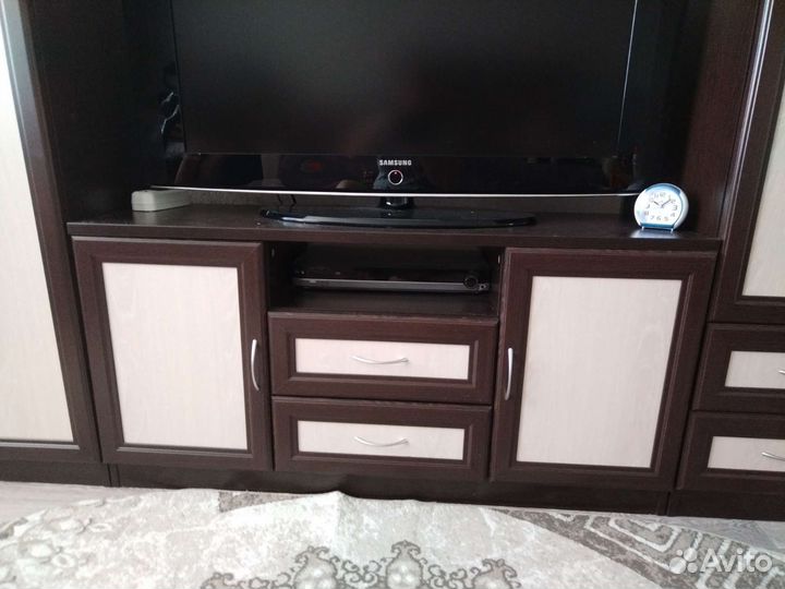 Стенка в гостиную