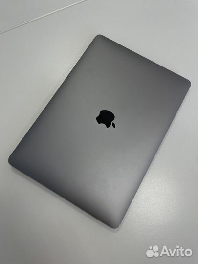 MacBook Air (Retina, 13 дюймов, 2020 г.)