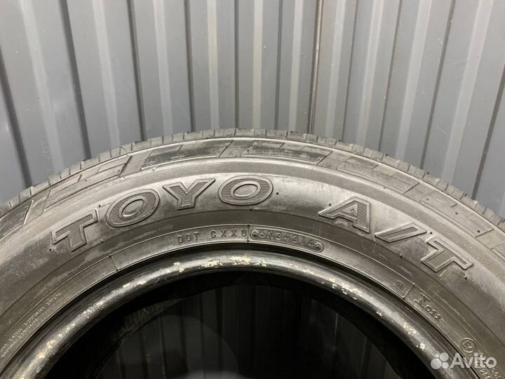 Toyo Open Country A/T 285/60 R18 120S