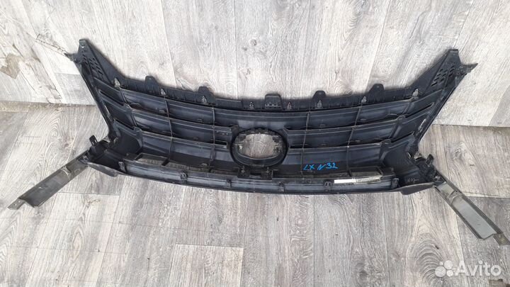 Решетка радиатора №32 lexus LX 3 2017