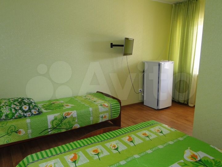 Комната 20 м² в 1-к., 1/2 эт.