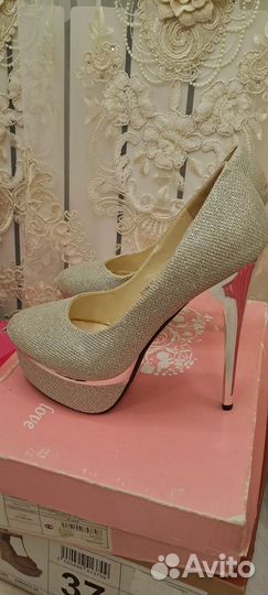 Туфли женские