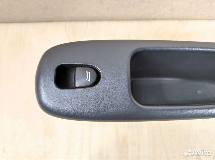 Кнопка стеклоподъемника Alfa Romeo 156