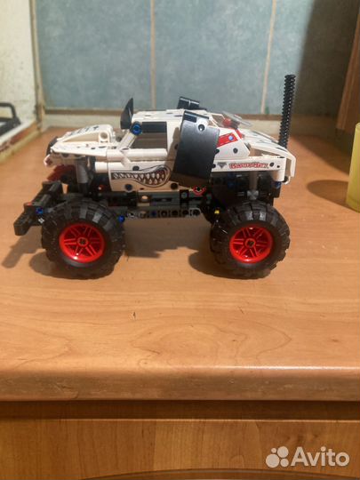 Lego technic 42150 monster jam лего монстор трак