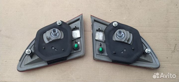 Фонарь в крышку багажника Ниссан Альмера G15