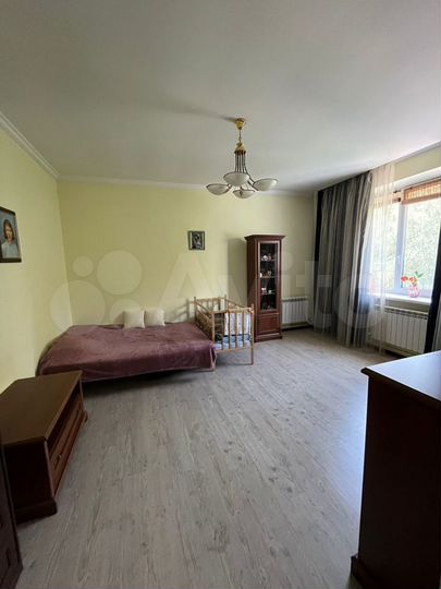 5-к. квартира, 206,5 м², 3/3 эт.