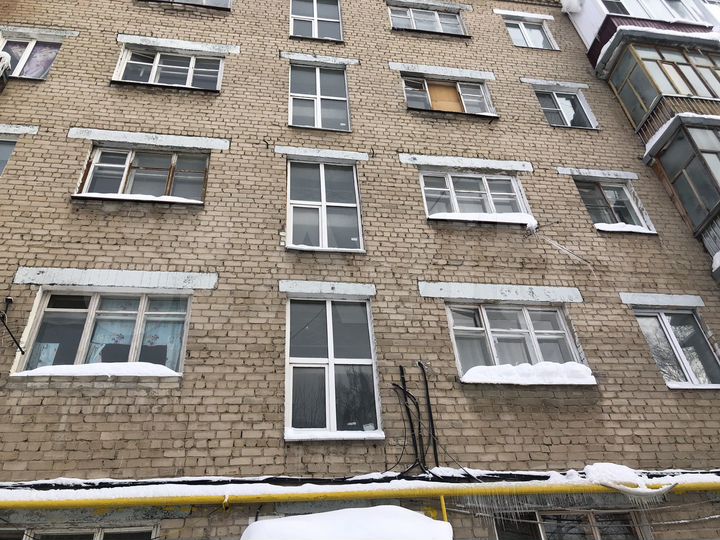 Комната 11 м² в 5-к., 4/5 эт.