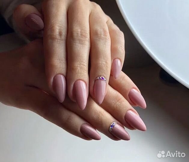 Модели реснички, маникюр