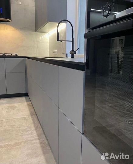 Кухни на заказ индивидуальные