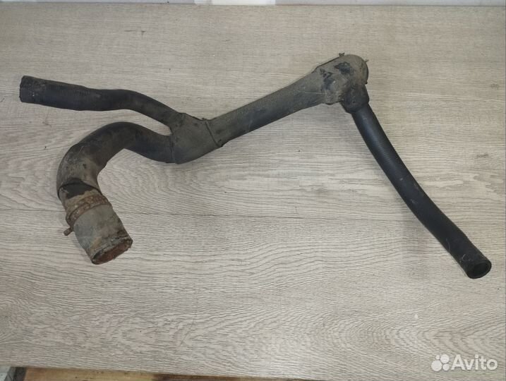 Патрубок радиатора Mondeo 2