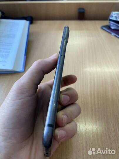 iPhone 8 Plus, 64 ГБ