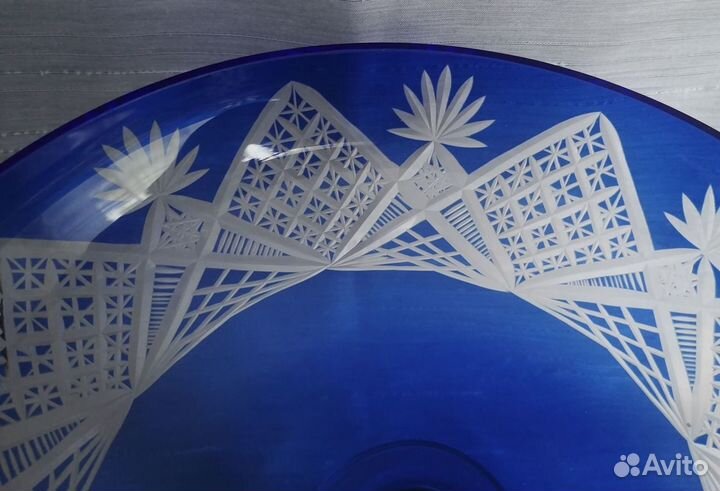 Ваза на ножке алмазная нарезка 50-х годов