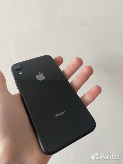 iPhone Xr, 64 ГБ