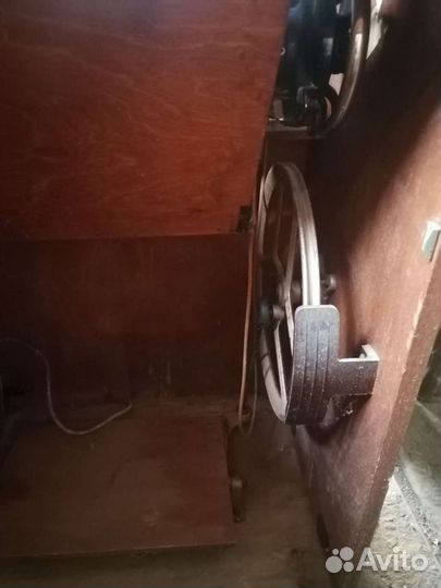 Швейная машина