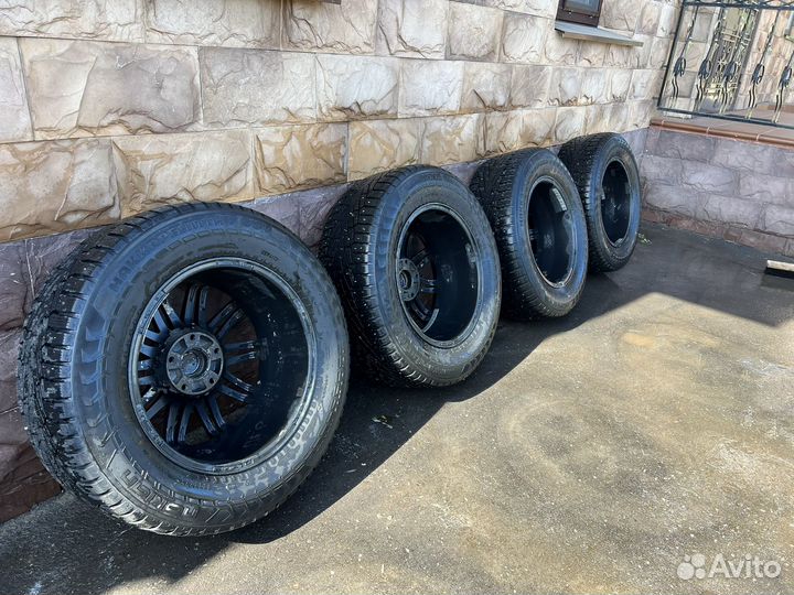 Nokian Tyres Hakkapeliitta 7 SUV 265/60 R18 203ZR