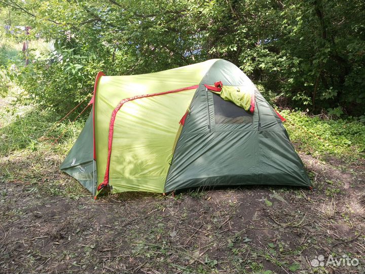 Палатка туристическая 2 местная бу
