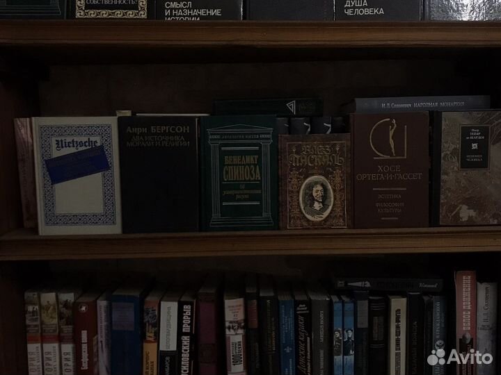 Продам книги