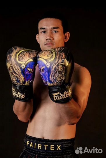 Боксёрские перчатки Fairtex Yamantaka