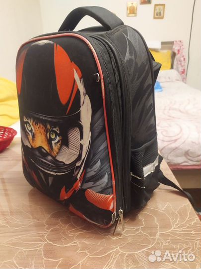 Рюкзак/ ранец/портфель школьный