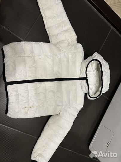 Продам куртку детскую