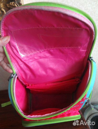 Ранец для девочки с ортопедической спинкой