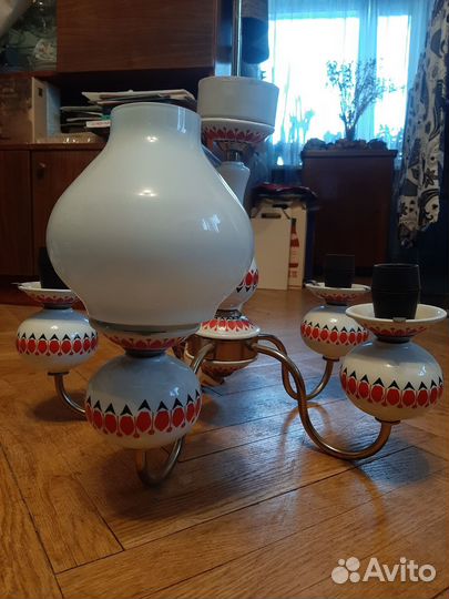 Люстра потолочная б/у