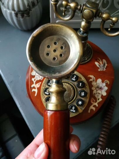 Старый телефон. Винтаж